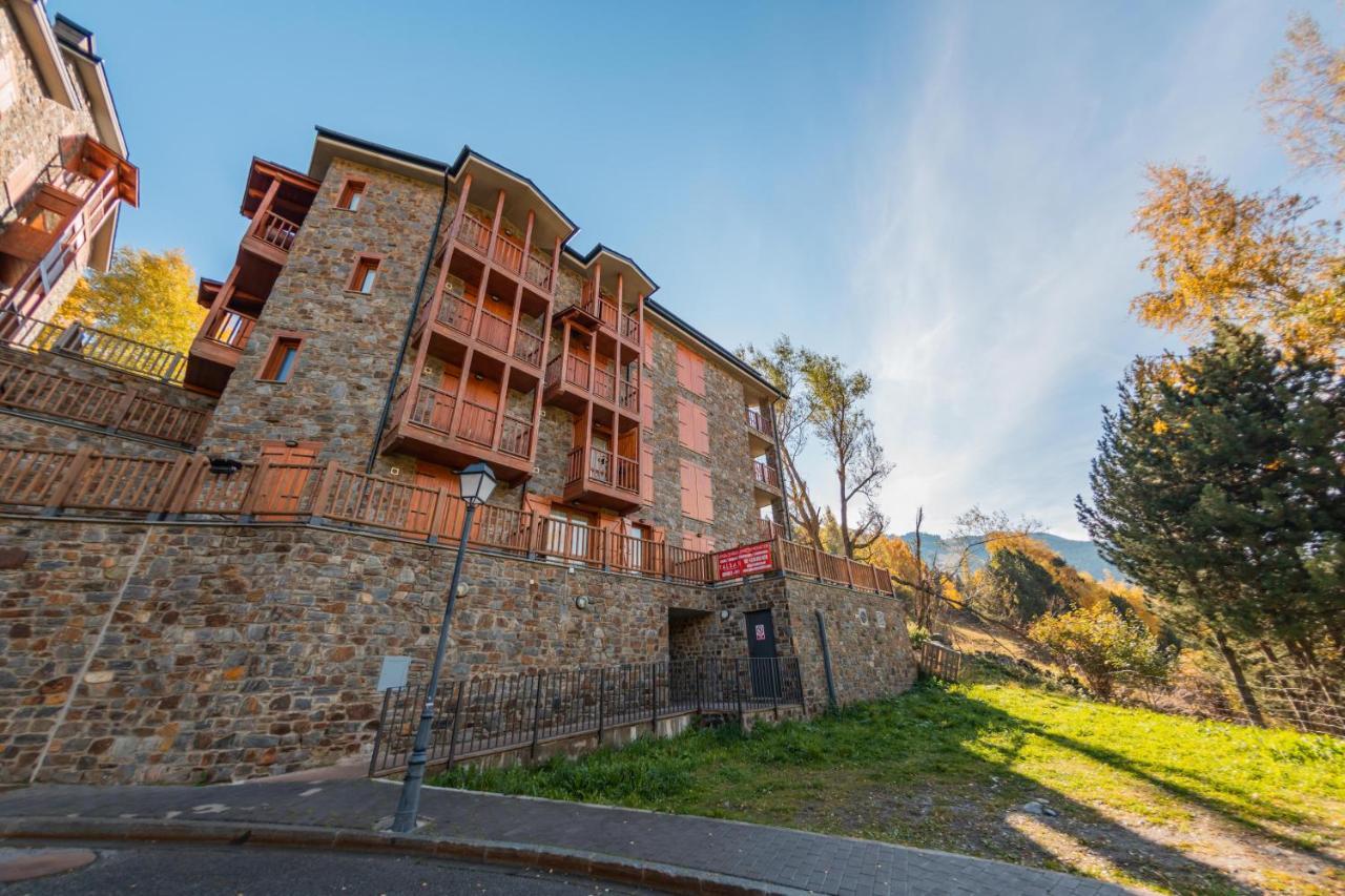 Naturaleza En Soldeu - Disfruta En Familia De Terraza Con Vistas - Parking Gratis Canillo Esterno foto