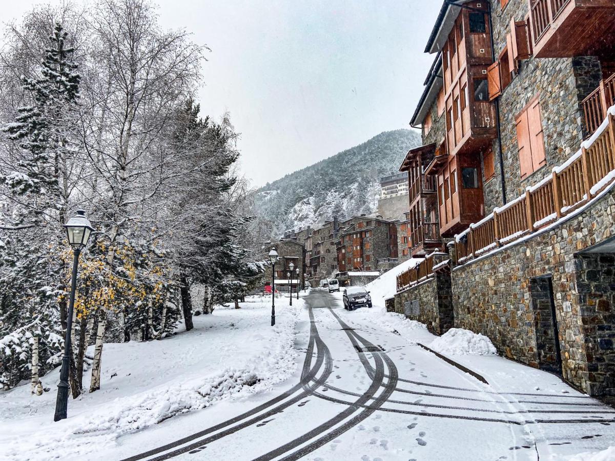 Naturaleza En Soldeu - Disfruta En Familia De Terraza Con Vistas - Parking Gratis Canillo Esterno foto